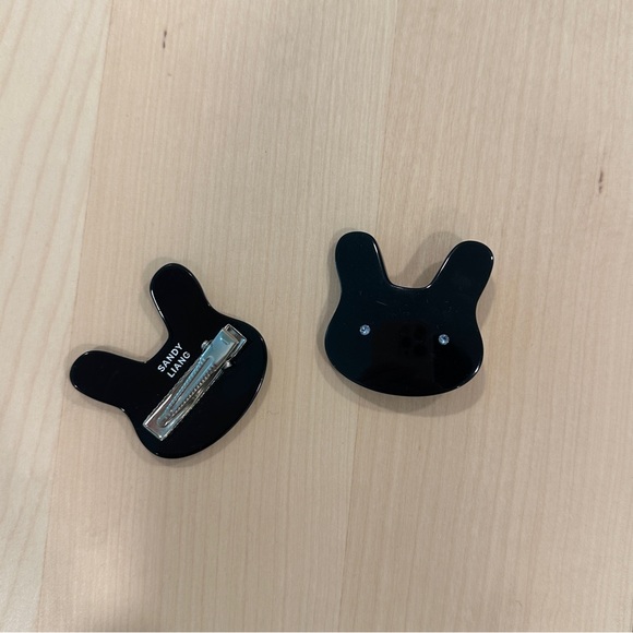 Sandy Liang Terminator Barrettes in Boba - Picture 3 of 3